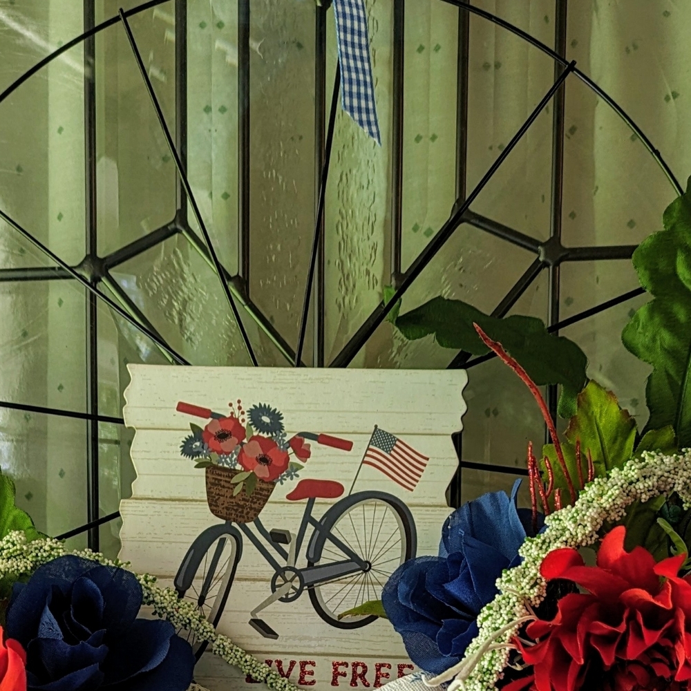 "Live Free" wheel wreath - Picture 14 of 15